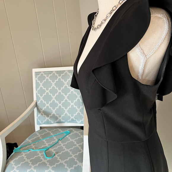 French Connection. Worn once to a wedding. Super cute! 🥰 - Picture 7 of 7